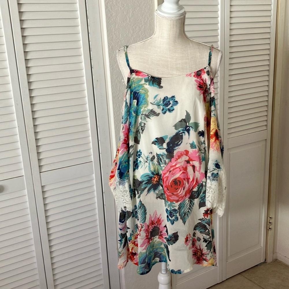 KORI AMERICA floral and lace summer dress cold shoulders sundress size M